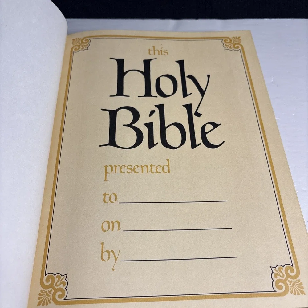 Vintage Regency Classic Family Holy Bible Thomas Nelson KJV Black Gold 709